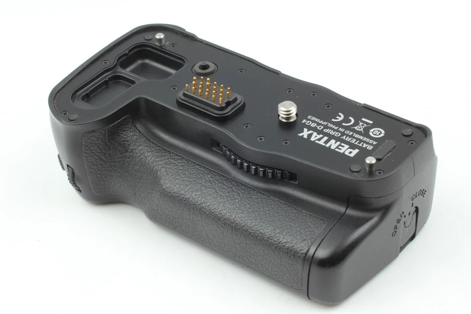 [N.MINT] Pentax D-BG4 Battery Grip - Vertical Grip for K-5 / K-7 from Japan #314 - Image 4 of 4