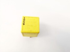 90226846 v23134-j52-x369 Relay module for Opel Vectra UK1038594-42