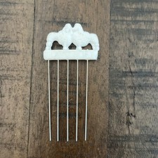 Vintage 1950s Glamorlift By Kurtell Poodle Hair Pick Comb Lift White *Flawed*