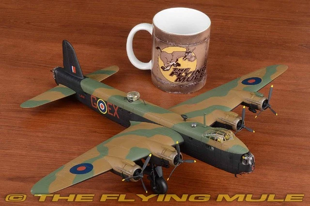 Corgi 1:72 Stirling B.Mk III RAF n.199 Sqn Gremlin Teaser - Immagine 4 di 4