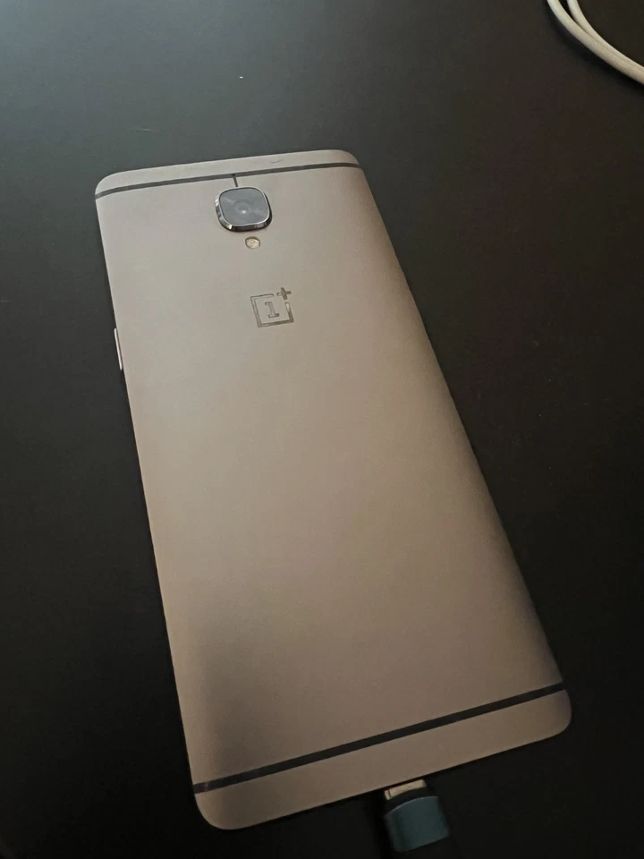 OnePlus 3T 64GB grafite - Immagine 2 di 2