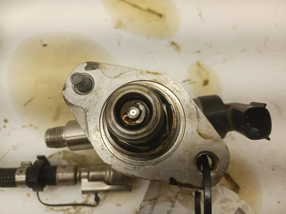 '17-'22 CHEVROLET COLORADO Fuel injection pump 3.6L OEM 6 Month Wnty! - Image 3 of 4