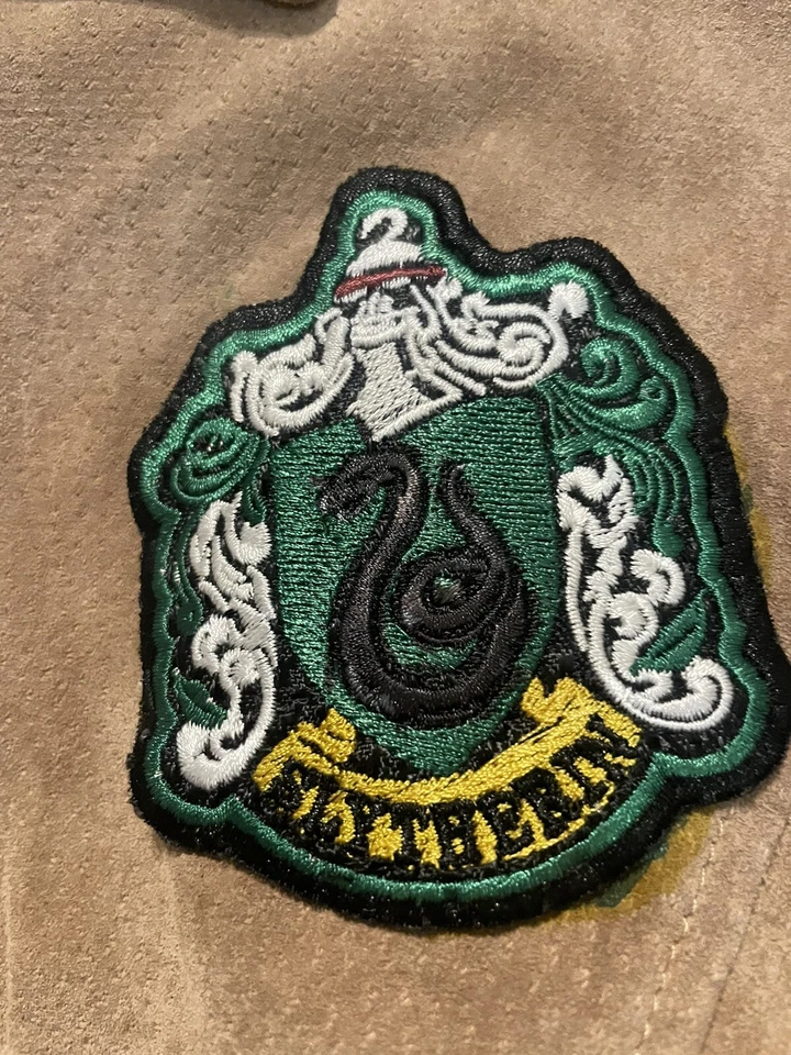 Гарри Поттер Слизерин кожаная куртка молодежи Xl девочек - Dressbarn - Изображение 3 из 4