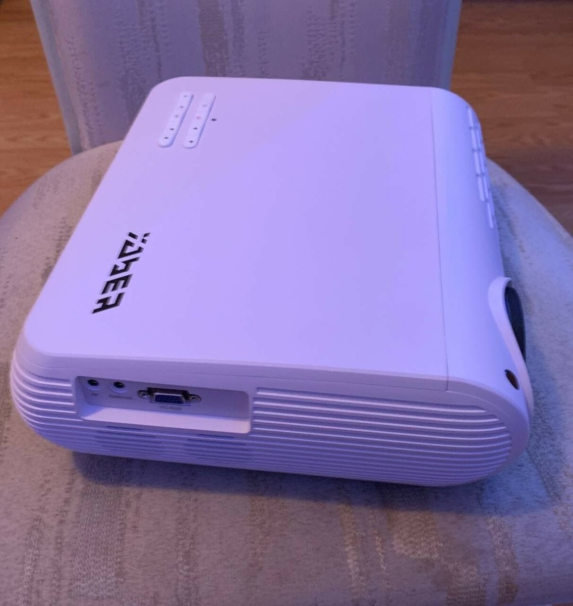 YABER Y30 Native 1080P 7500L Brightness Full HD Video