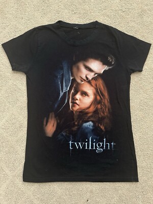 Twilight Merch Twilight Saga T-shirt Edward & Bella 2008 Movie Original Vintage Merch ...