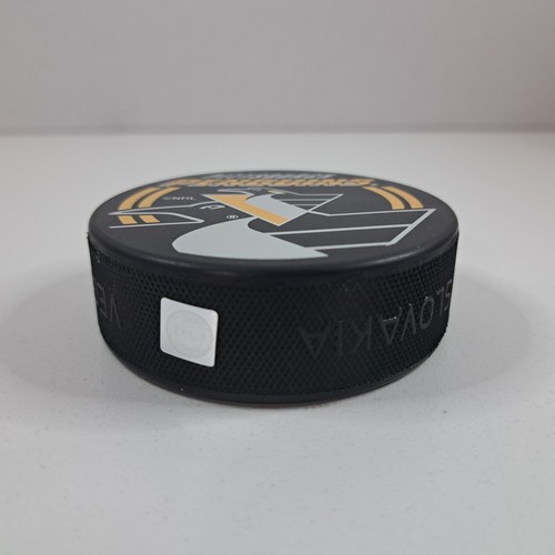 PITTSBURGH PENGUINS Hockey Puck Official Licensed Products NHL - Picture 2 of 7