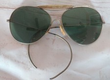 Antique Wire Rim Green Sunglasses Spectacles Oval Bakelite Nose Pieces Vintage