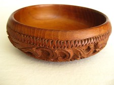 Wooden Intricate Hand-Carved Round Bowl Trinket Dish Small 5 inch