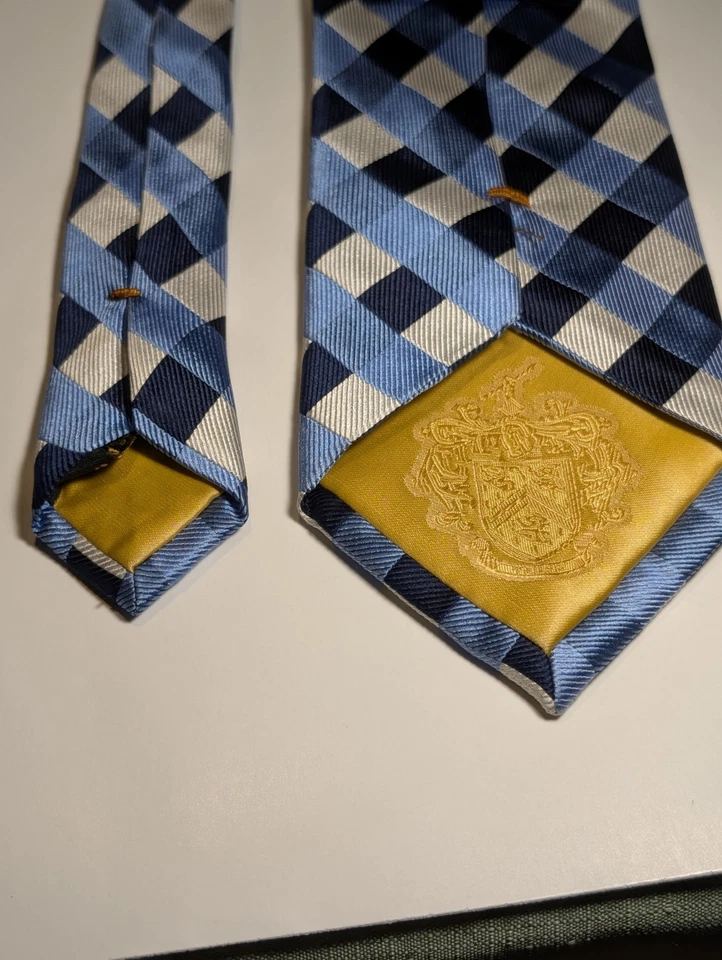 DONALD J TRUMP 签名系列男式领带蓝色方格丝绸豪华 — 第 3/4 张图片