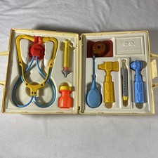 1977 Vintage Fisher Price Medical Kit 936 Pretend Doctor Play Toy Plastic Case
