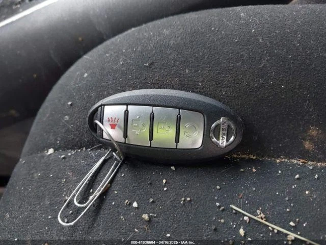 Luz de conducción usada se adapta a: Nissan Pathfinder 2016 conducción antiniebla en parachoques grado A Foto 3 de 4