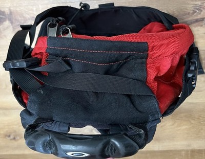 Vintage Oakley Icon Backpack Red Black Bag Nylon tactical Y2K