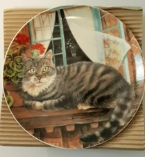 1992 FELINE FANTASIES Fine Porcelain Artmark Cat Collector Plates Set of Two New