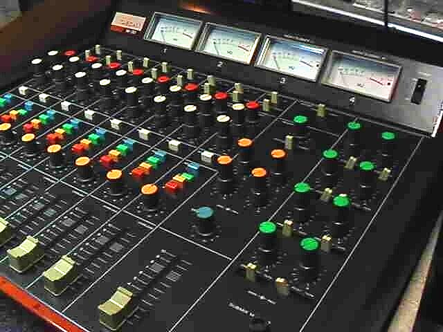 Tascam M-06 Mixer With DJ-friendly Phono Input..Rare Vintage! | eBay