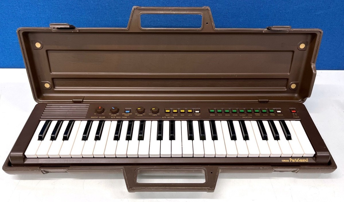 YAMAHA　PS-3 PortaSound 電子キーボード 本体 Yamaha PortaSound PS-3 Electronic Keyboard With Case and Power