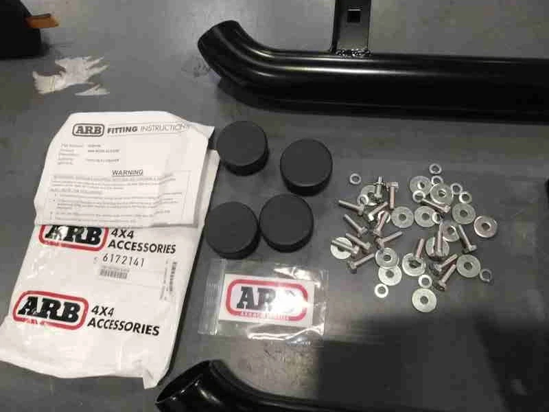 Juego de deslizadores de rieles basculantes ARB Deluxe negro para 07-14 Toyota FJ Cruiser 4420100 Foto 3 de 4