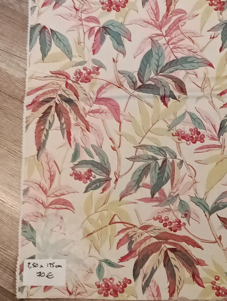 Grand Coupon Tissu d'Éditeur Chintz Fleuri Style Anglais  2,50 x 135 cm  - Photo 2/4