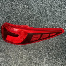 KIA SPORTAGE    Taillight Lamp quarter panel mounted, LED  RH 92402D9120  17  19