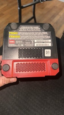 Toro Flex-Force Power System 60V Lithium Ion Battery Charger 88602 Tested