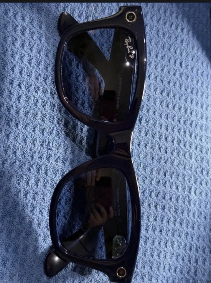 Ray-Ban Meta Wayfarer (Gen 2) Matt Black Polar Gradient Graphite Lenses, photo 2 of 5