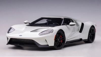 ミニカー Autoart 1/18 2017 Ford GT White Amazon.co.jp: AUTOart 1/18 フォード GT 2017 ホワイト 完成品