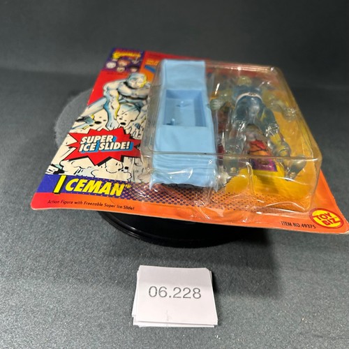 Marvel Comics Uncanny X Men Iceman Action Figure 1993 ToyBiz Vintage - Picture 20 of 20