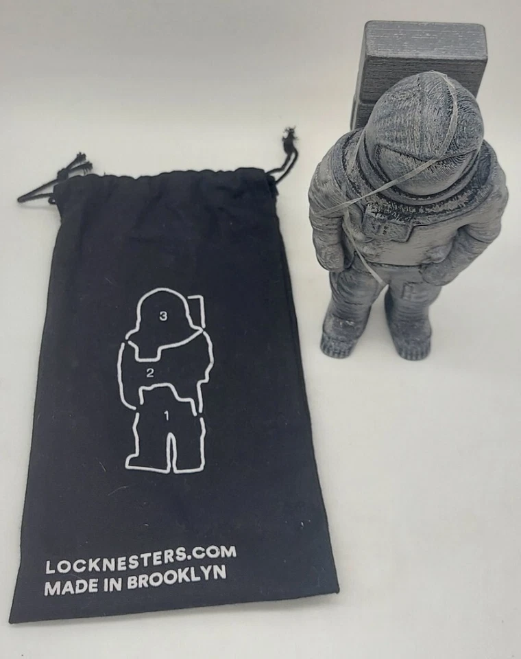 Rompecabezas Locknesters 3D Buddy Dog gris entrelazado acabado a mano hecho en EE. UU. NUEVO CON ETIQUETAS Foto 3 de 4