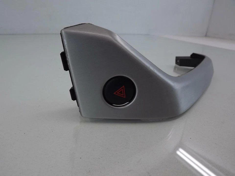 Interruptor de relé intermitente Nissan Murano 2009 p/n 68930-1AA0A-GZ Foto 2 de 3