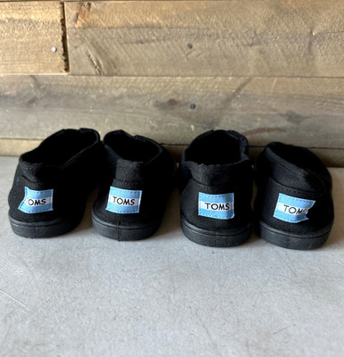 Toms Shoes Alpargata Classic Flats Slip On Black Youth Size 2 Lot Of (2) NEW!