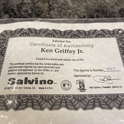 Ken Griffey Jr. Signed Autographed Seattle Mariners MLB Salvino