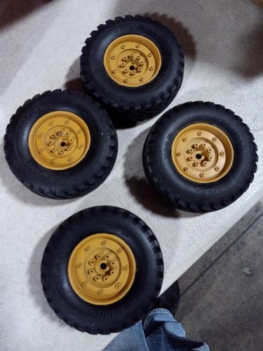 Rueda de plástico militar HG 1/10 EE. UU. Stock usado para modelo de coche de carreras RC P408