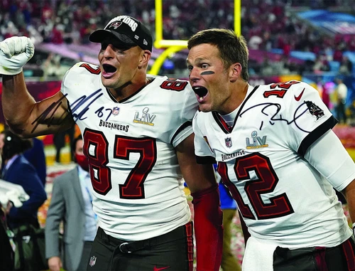TOM BRADY ROB GRONKOWSKI  SIGNED PHOTO TAMPA BAY BUCCANEERS POSTER 8X10 REPRINT