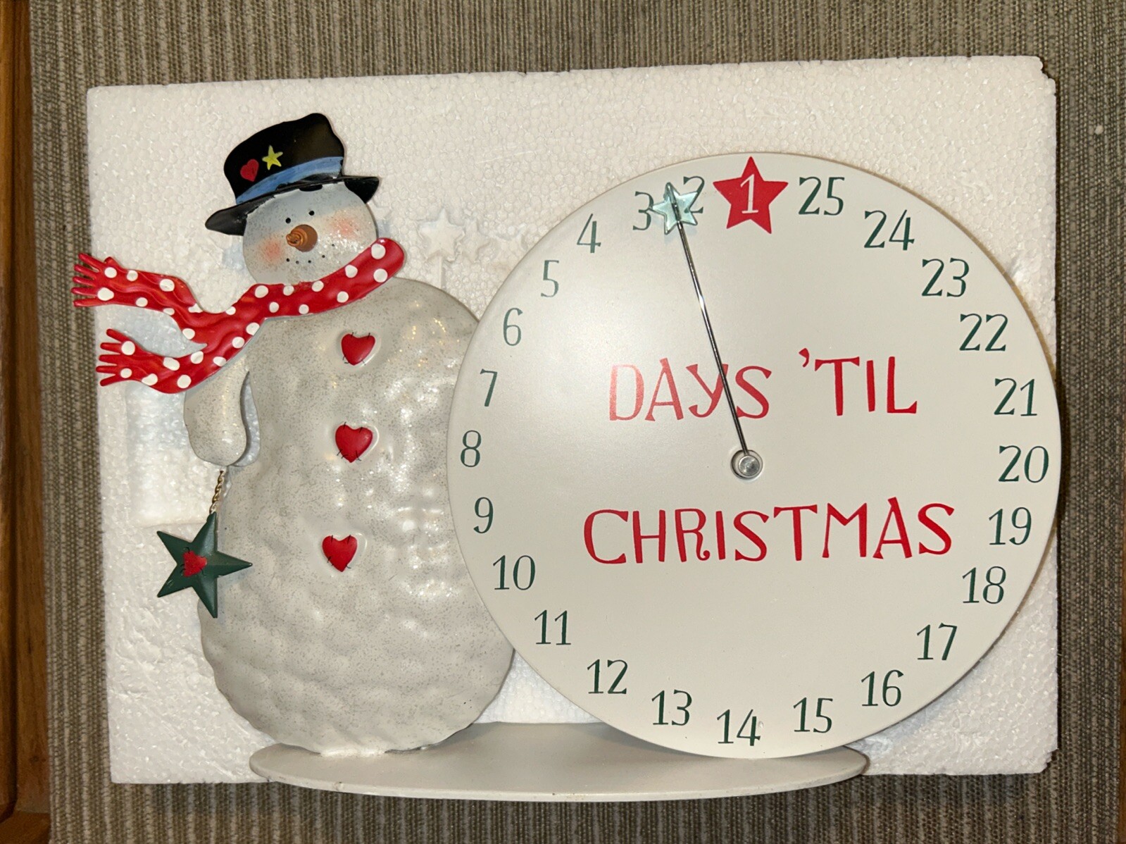 Advent  Musical Countdown Calendar Hallmark Plays Jingle Bells W Box -NOS