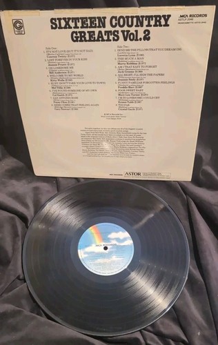 VARIOUS-SIXTEEN COUNTRY GREATS VOL 2-LP. AUS PRESS. VG+/VG+. - Picture 2 of 5