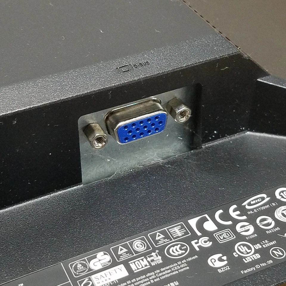 Dell E1709WF 17" LCD Monitor, VGA - USED - Image 4 of 4