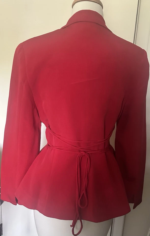 TRACY REESE 适用于 MAGASHONI 红色西装外套 - 6 - 100% 丝绸 - 实心 - 精美!! — 第 2/4 张图片