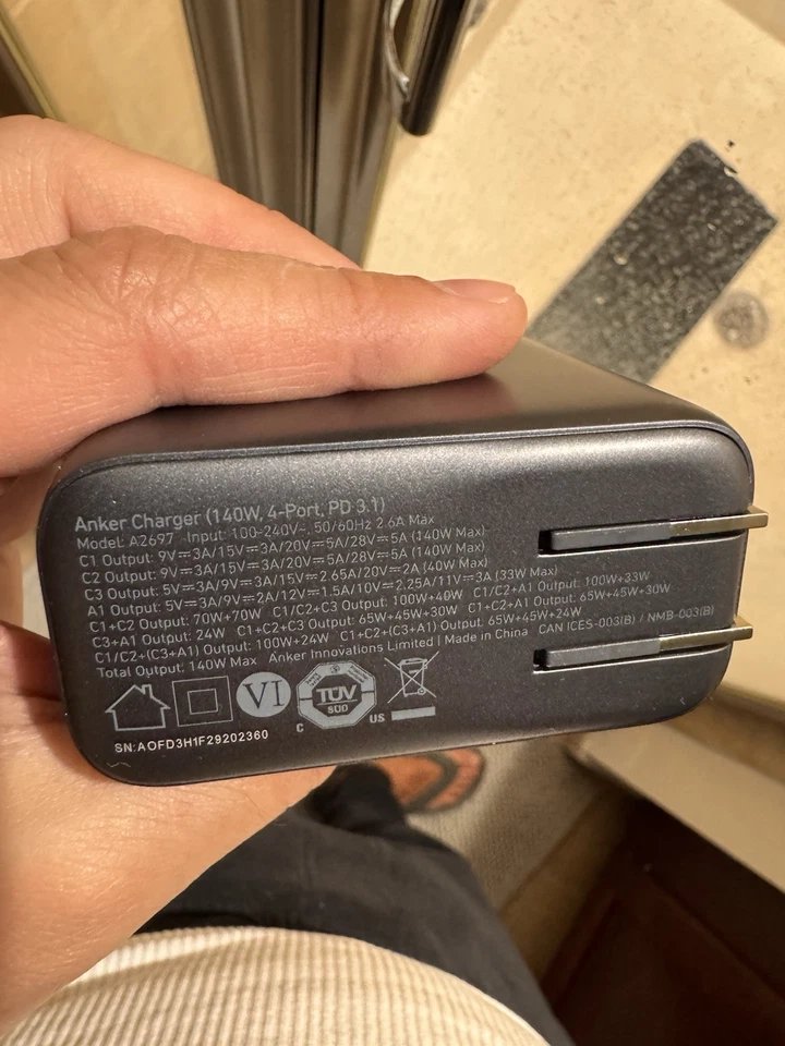 Cargador USB-C Anker 140W 4 puertos portátil avanzado GaN adaptador de corriente nuevo Foto 4 de 4