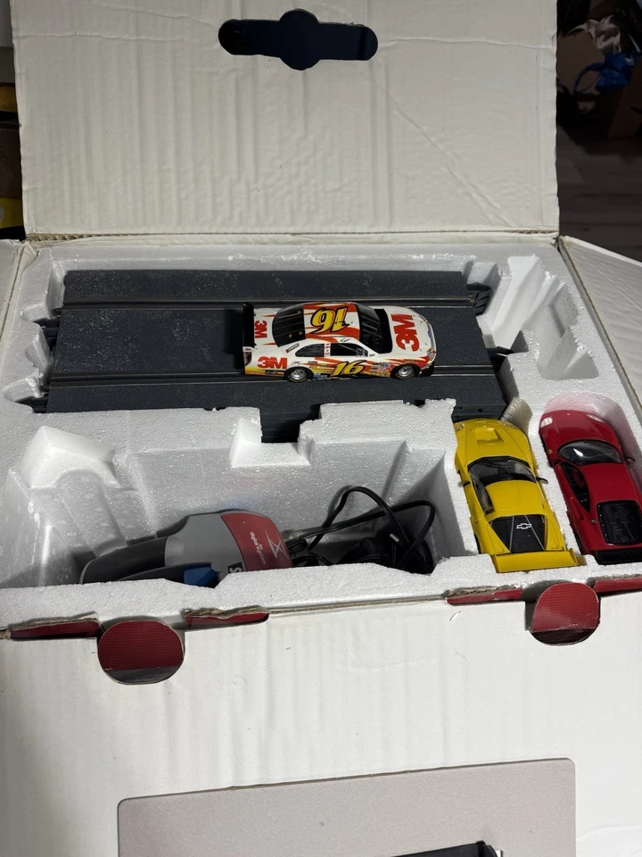 SCX Digital System Slotcar Startset mit 3 Autos - Bild 3 von 4