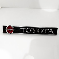 Toyota Corona 19661967 Rt40rt43 Front Grille Metal Badge Emblem