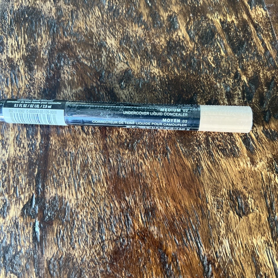 Corrector líquido encubierto aplicador de ojos Sonia Kashuk para mujer mediano 02 Foto 4 de 4