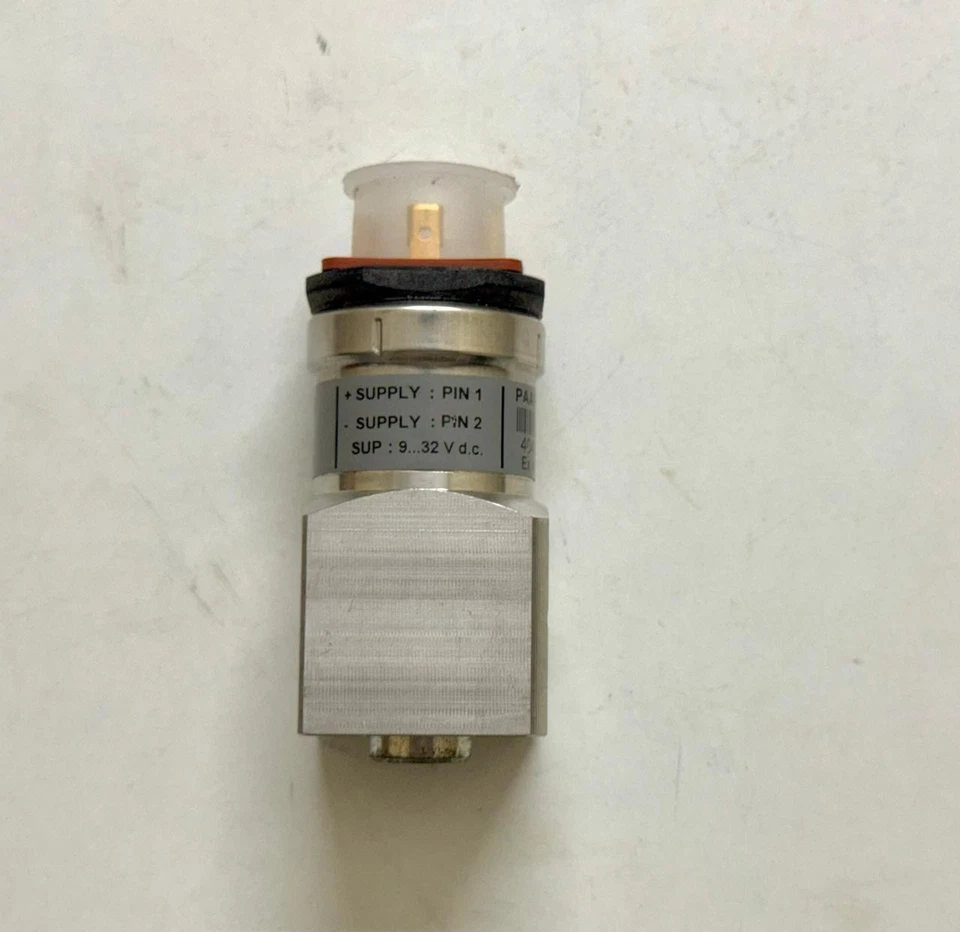 DANFOSS MBS3350 060G6012 (0..10BAR) PRESSURE TRASNMITTER - Image 3 of 4