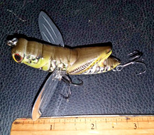 #20 Crazy Crawler, COPIA DE Crazy Crawler3" 1/2 oz. Saltamontes y alas naturales