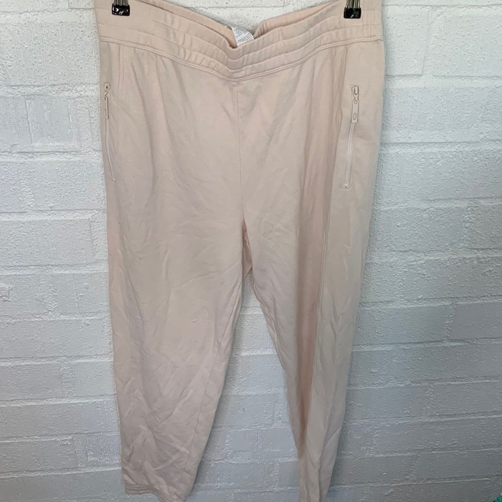 Fabletics High Waisted Performance Pink Sweatpant… - image 2