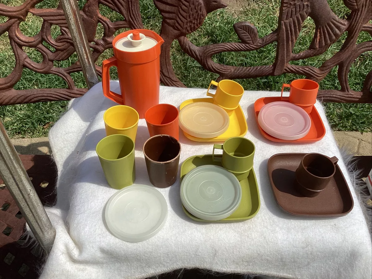 Vintage 1970s TUPPERWARE Children's Kids Play Toy Dish Set Cups Picnic Lot  of 21