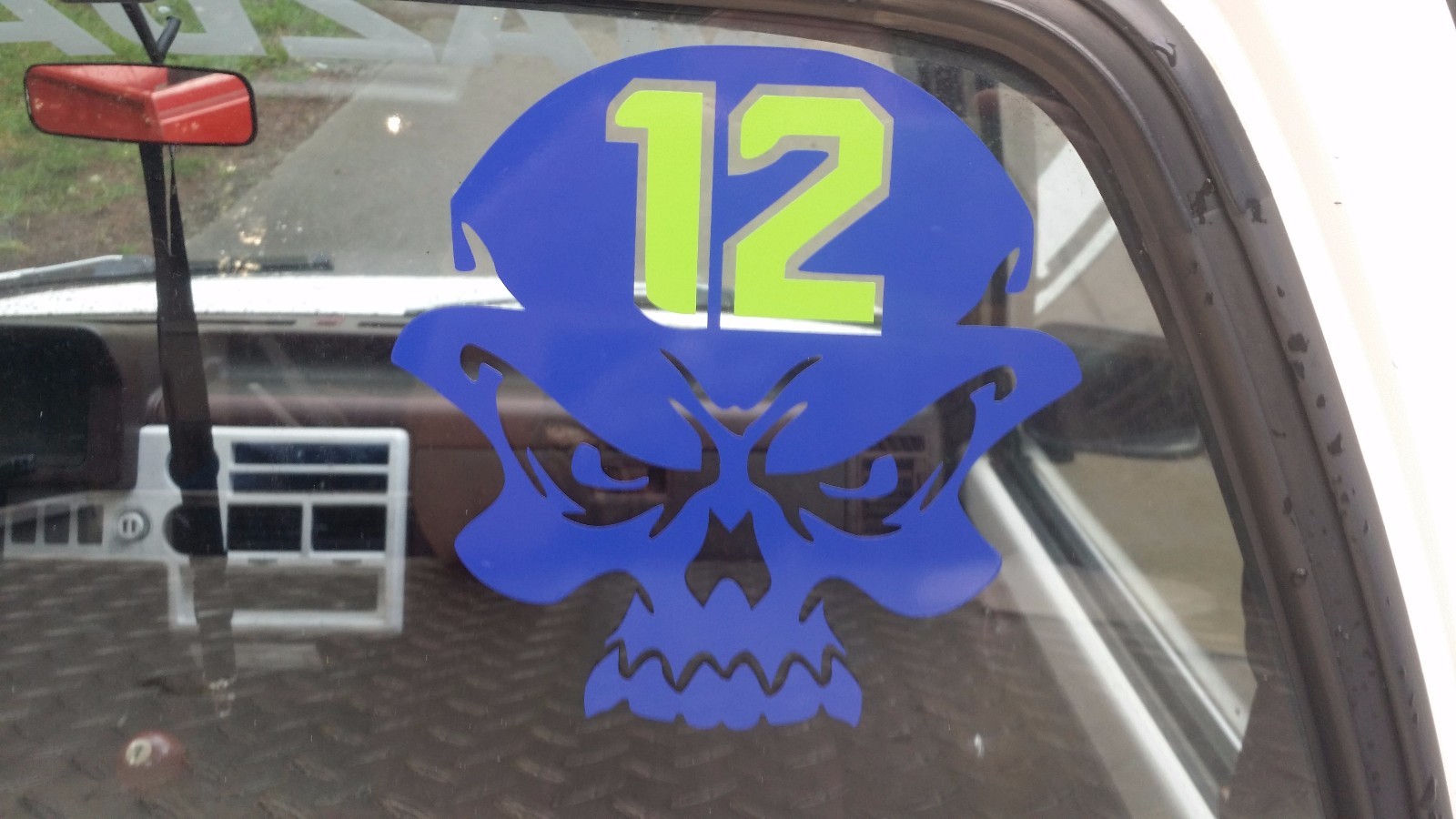 Picture 2 of 2