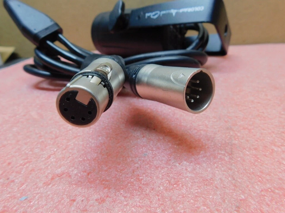 CHAUVET COLORdash Accent Quad LED Wash Light for Parts / Repair - Image 2 of 4