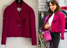 NWT CHANEL 4250 18B RASPBERRY PINK ECRU CC BUTTON WOOL TWEED JACKET 38