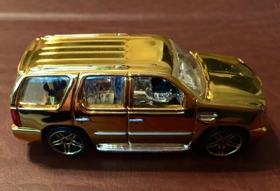 07 cadillac escalade hot wheels