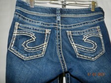 Silver Women's Jeans Size 27 x 32 Suki Boot Cut Mid Rise Stretch Blue Denim