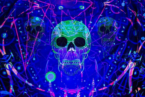 UV Backdrop Black Light Tapestry Psychedelic Art Banner Fluoro Psy Wall Hanging - Picture 3 of 6